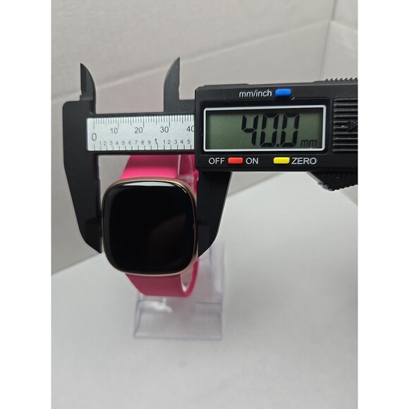 Fitbit Versa 4 GPS Smartwatch Charger Heart Rate Sleep Tracker Google Wallet NFC - Picture 5 of 11